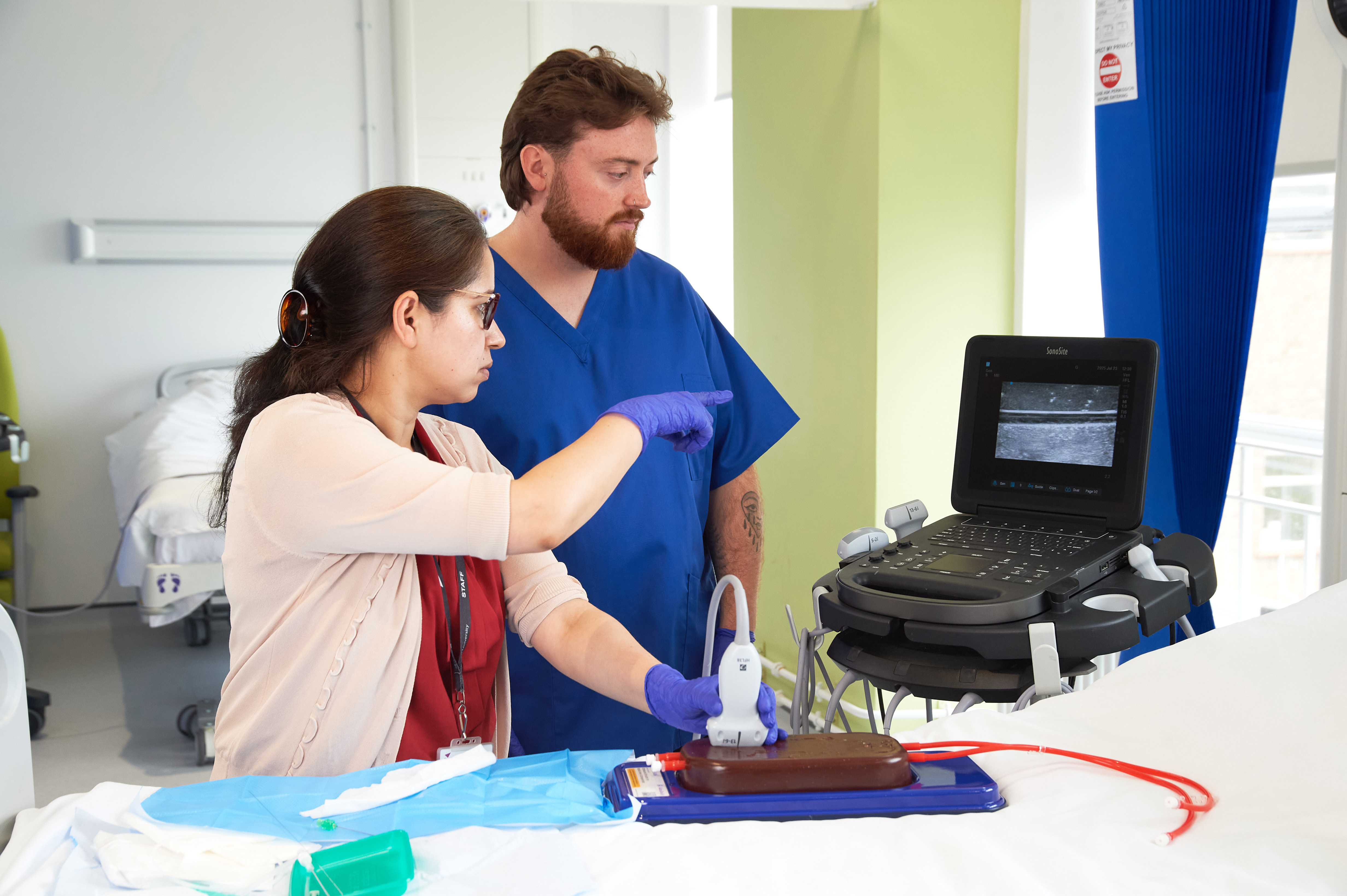 Ultrasound Simulator for PICC Line / Midline/ Seldinger, Dark