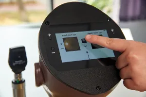 Enhanced Digital Eye Examination/Retinopathy Trainer, Dark