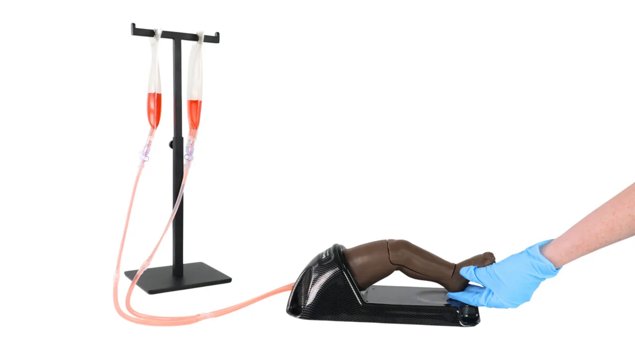 TruInfant IO Leg & Consumable Bundle (Includes 40 IO Inserts), Dark